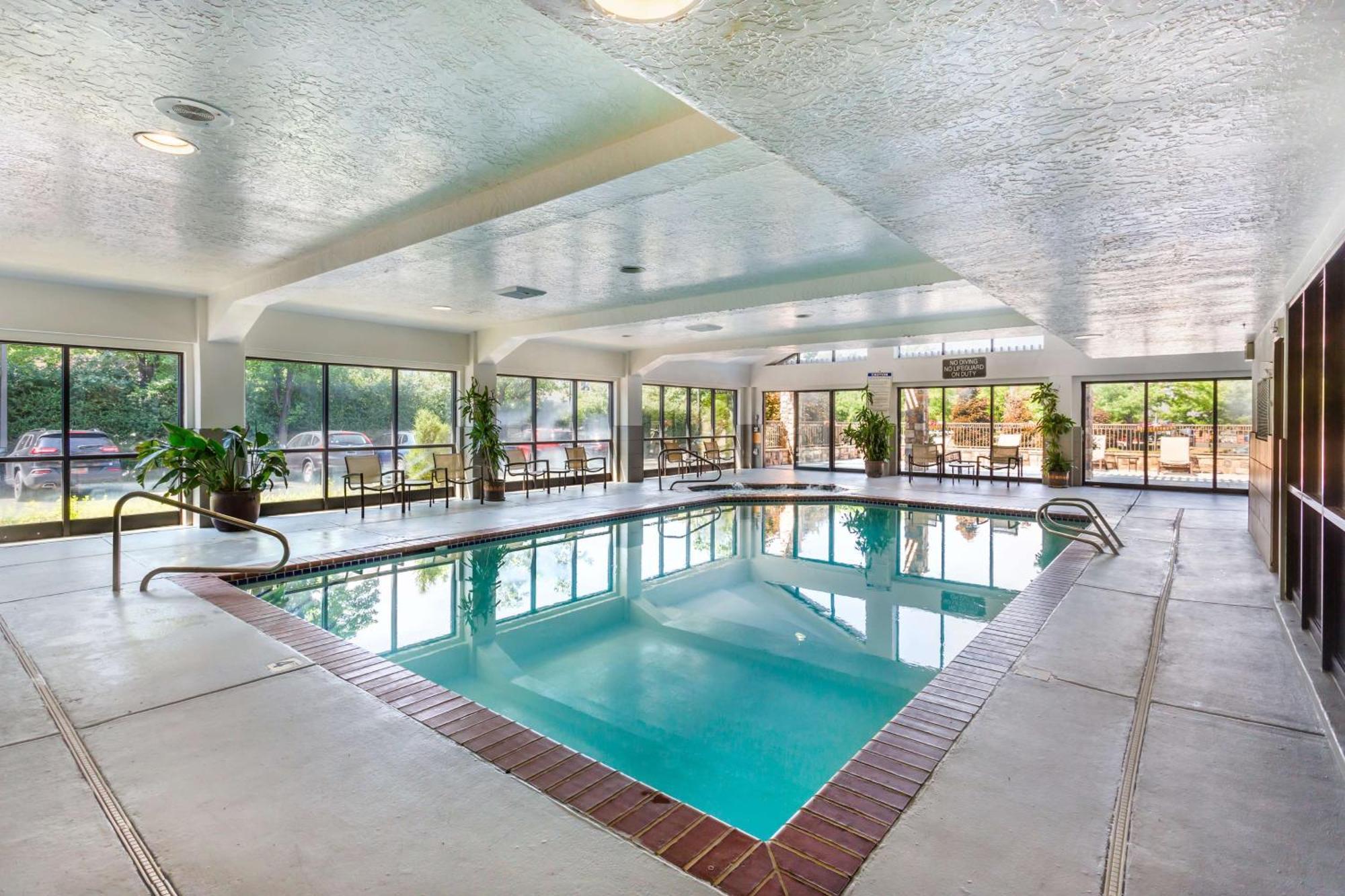 Best Western Plus Cotton Tree Inn Sandy Eksteriør billede